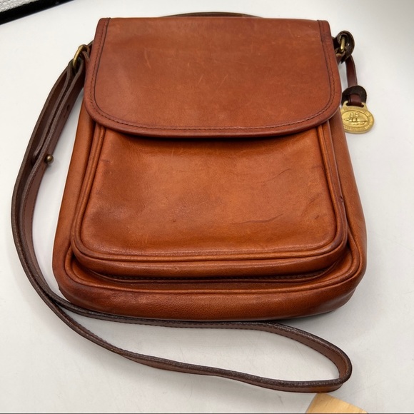 Brahmin Handbags - Brahmin Crossbody Leather Bag Purse Pocket Book Brown Tan